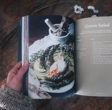 Cargar imagen en el visor de la galería, WICCAN CUISINE RECIPES BOOK